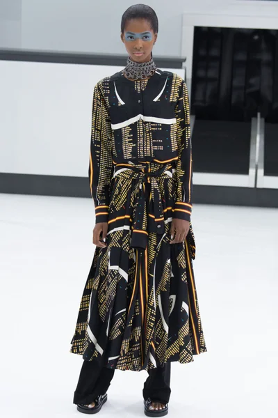 Look 50